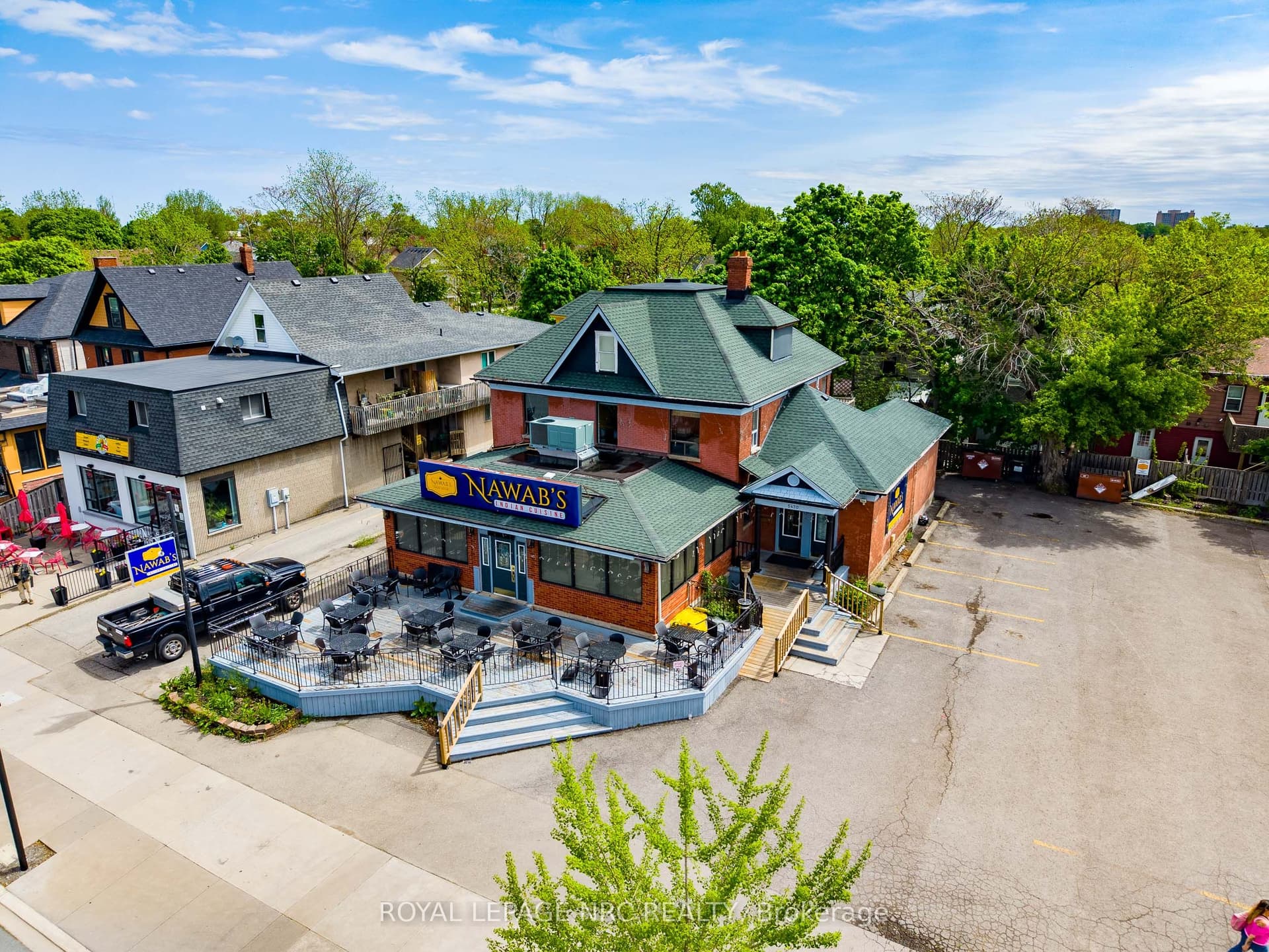 + 5480 Victoria Avenue, Niagara Falls, ON L2G 3L2