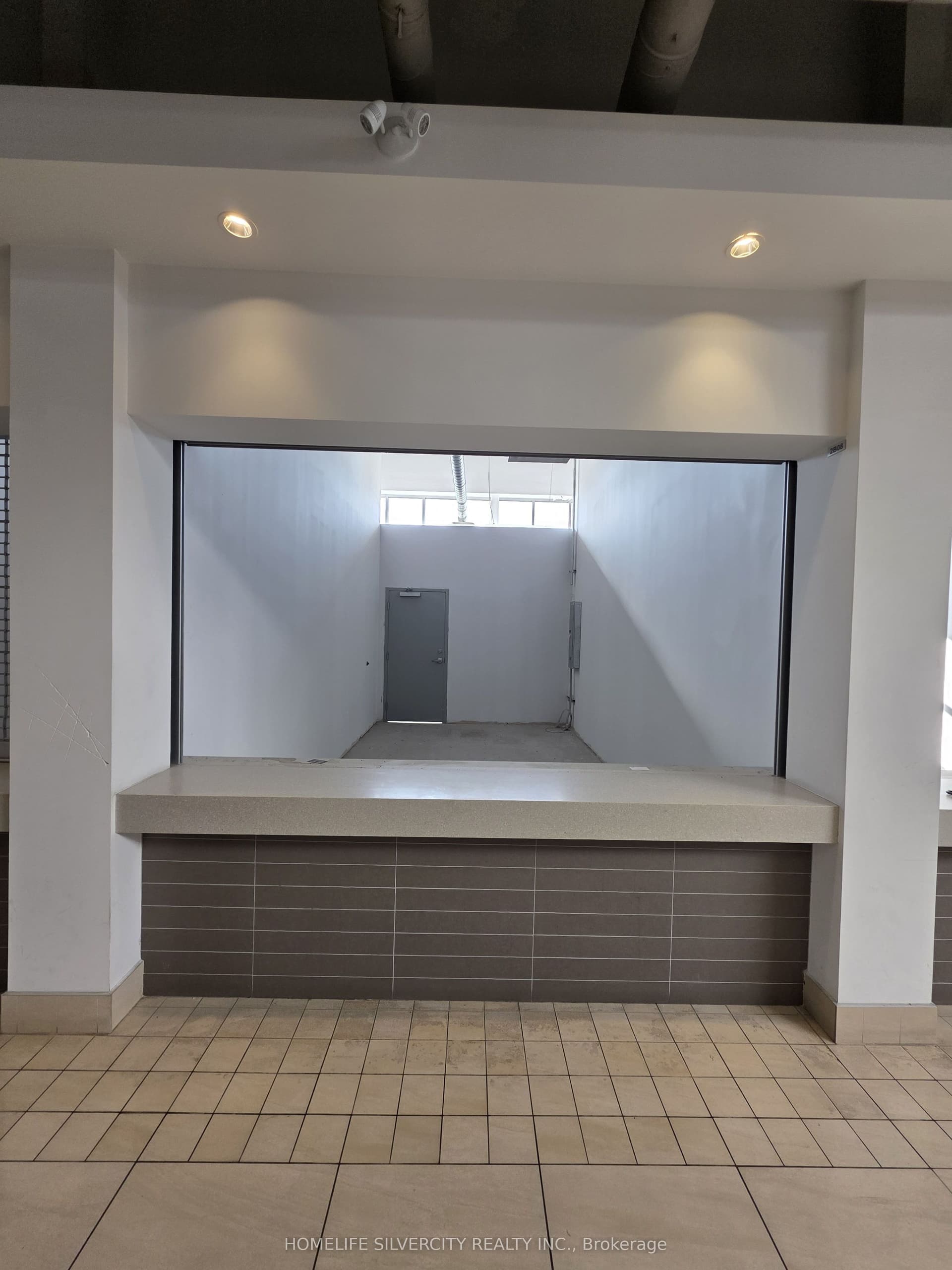 Goreway Drive 2B08, Mississauga, ON L4T 2T9