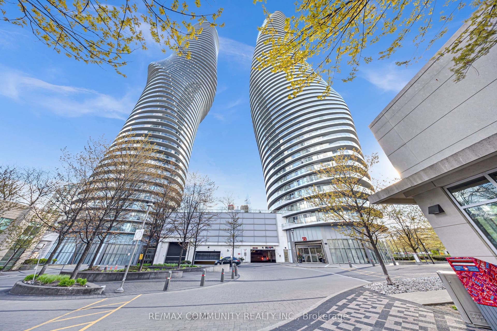 Absolute Avenue 1905, Mississauga, ON L4Z 0A8