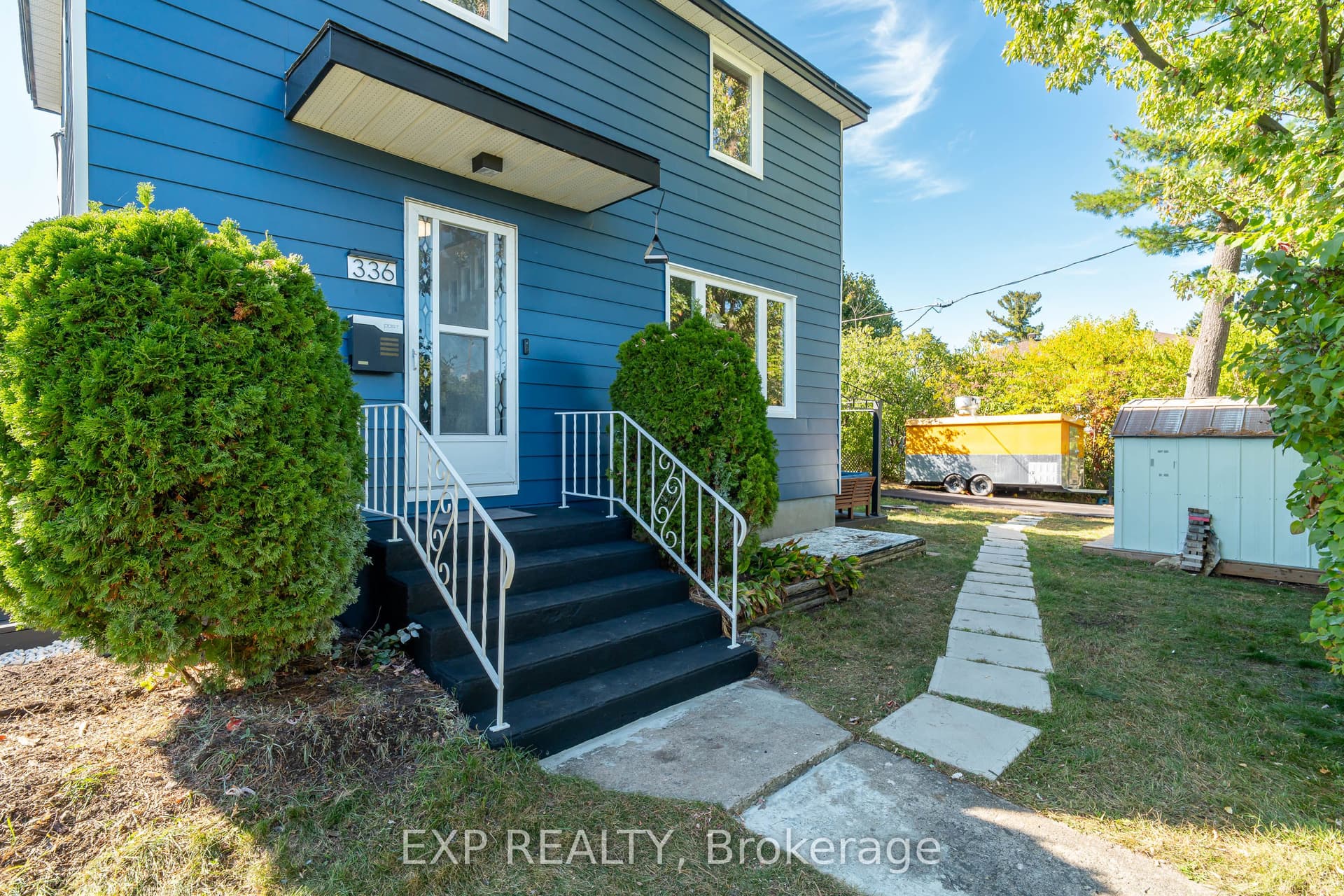 Poulin Avenue, Britannia - Lincoln Heights and Area, ON K2B 5T8