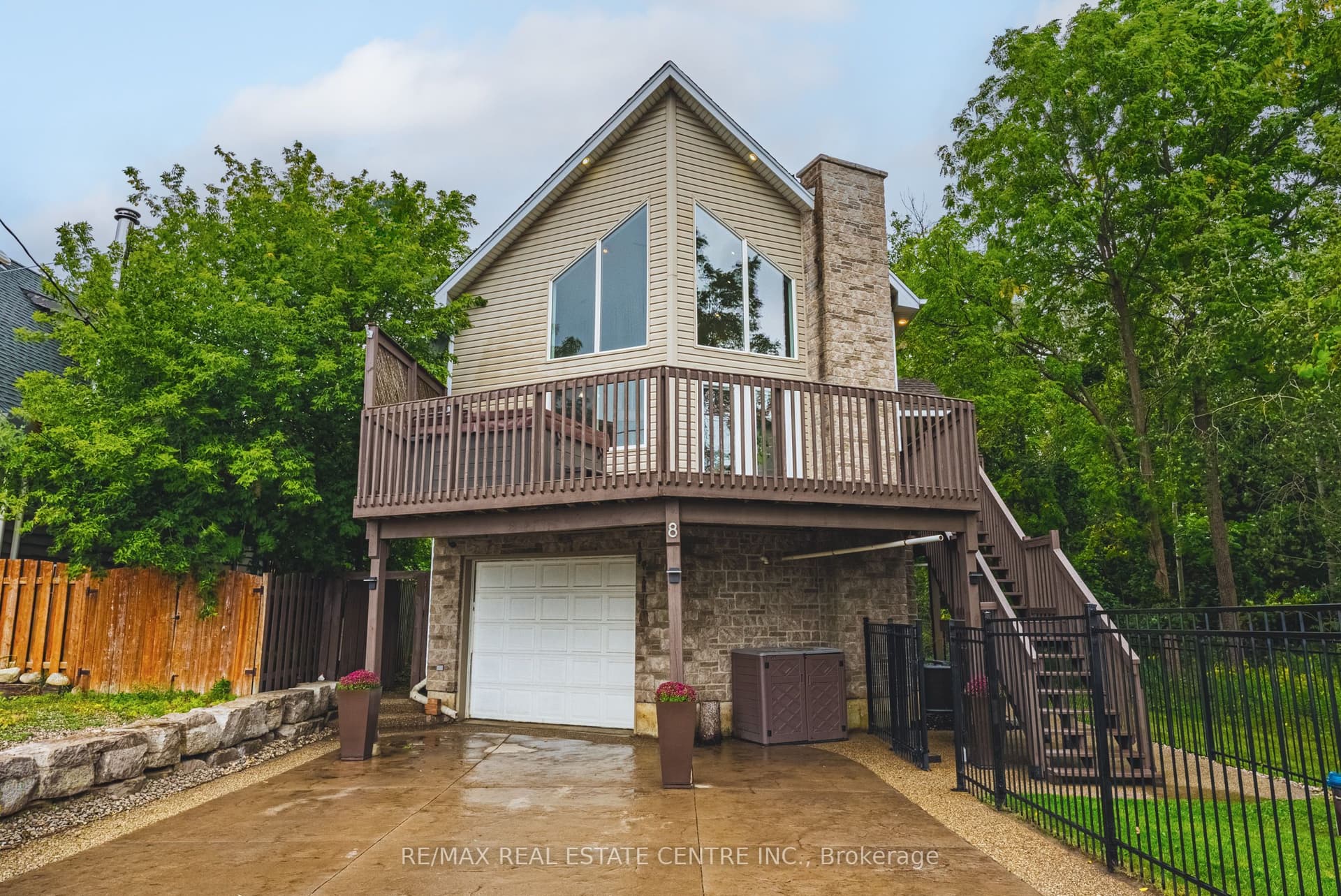 Lake Road, Puslinch, ON N3C 2V4