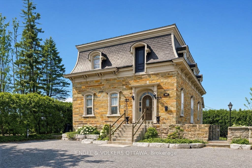 Mcgill Street, Hawkesbury, ON K6A 1R2