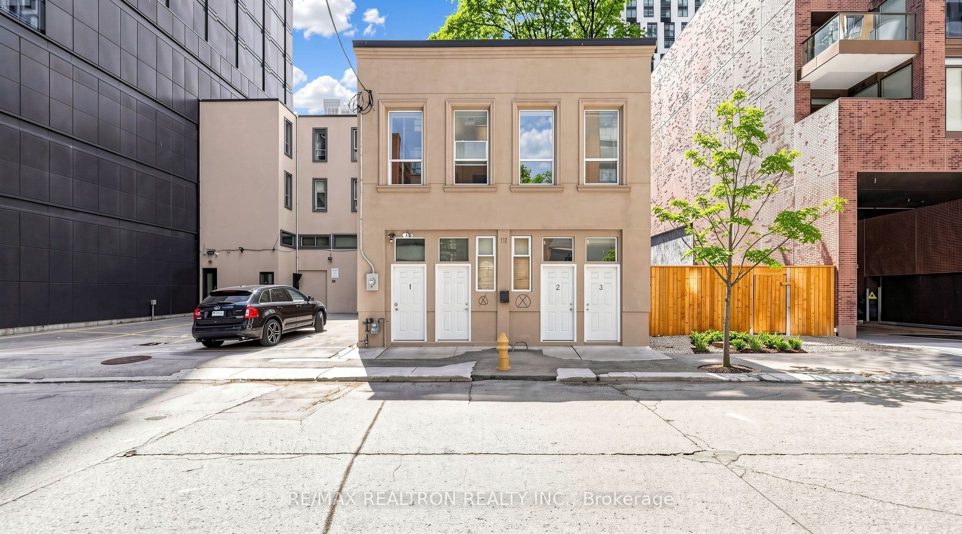 Dalhousie Street, Toronto, ON M5B 2A6