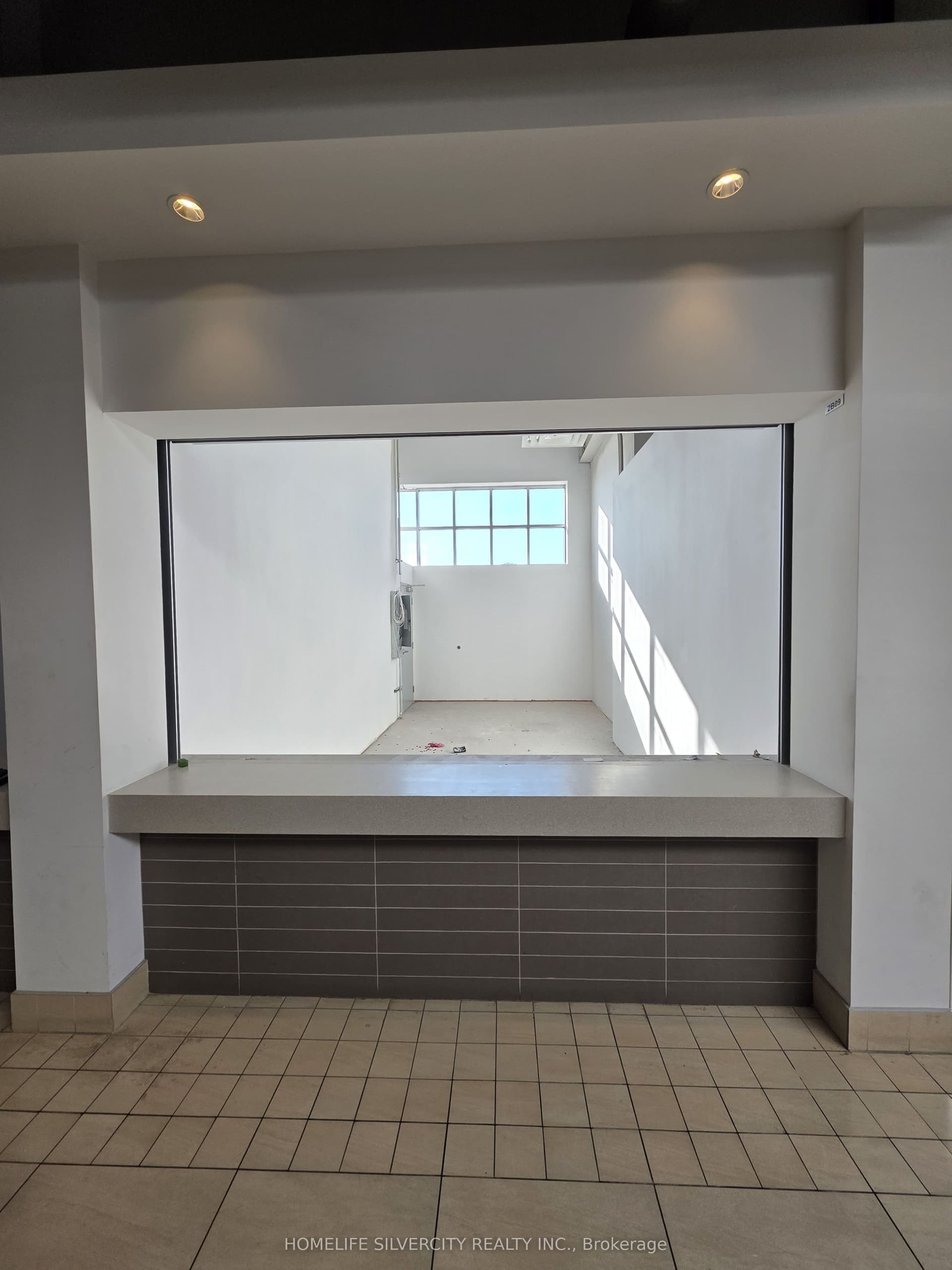 Goreway Drive 2B09, Mississauga, ON L4T 2T9
