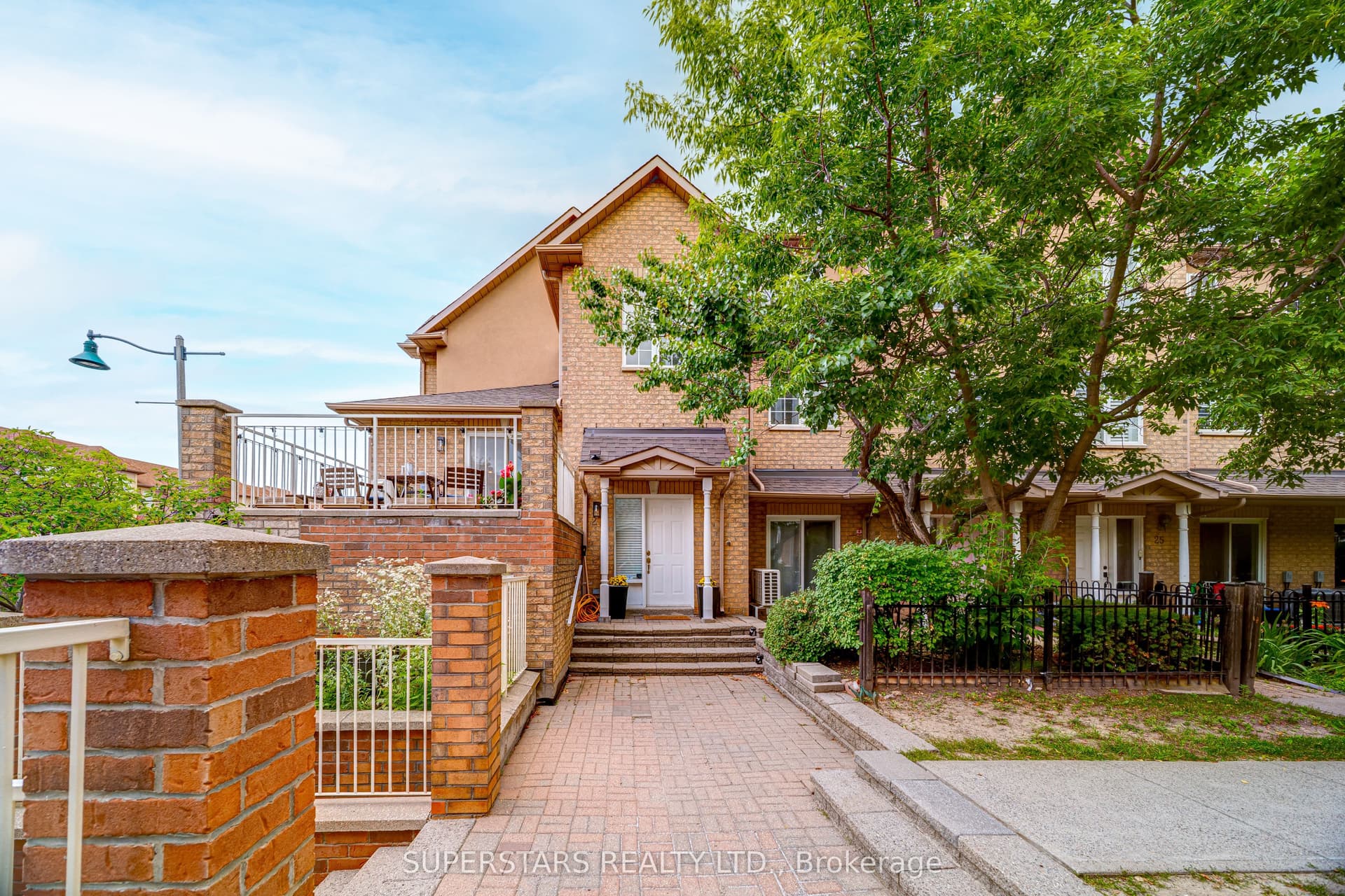 Cox Boulevard 27, Markham, ON L3R 4G2