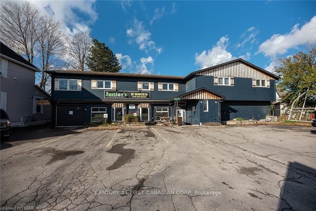 Princess Avenue Atrium, St. Thomas, ON N5R 3V4