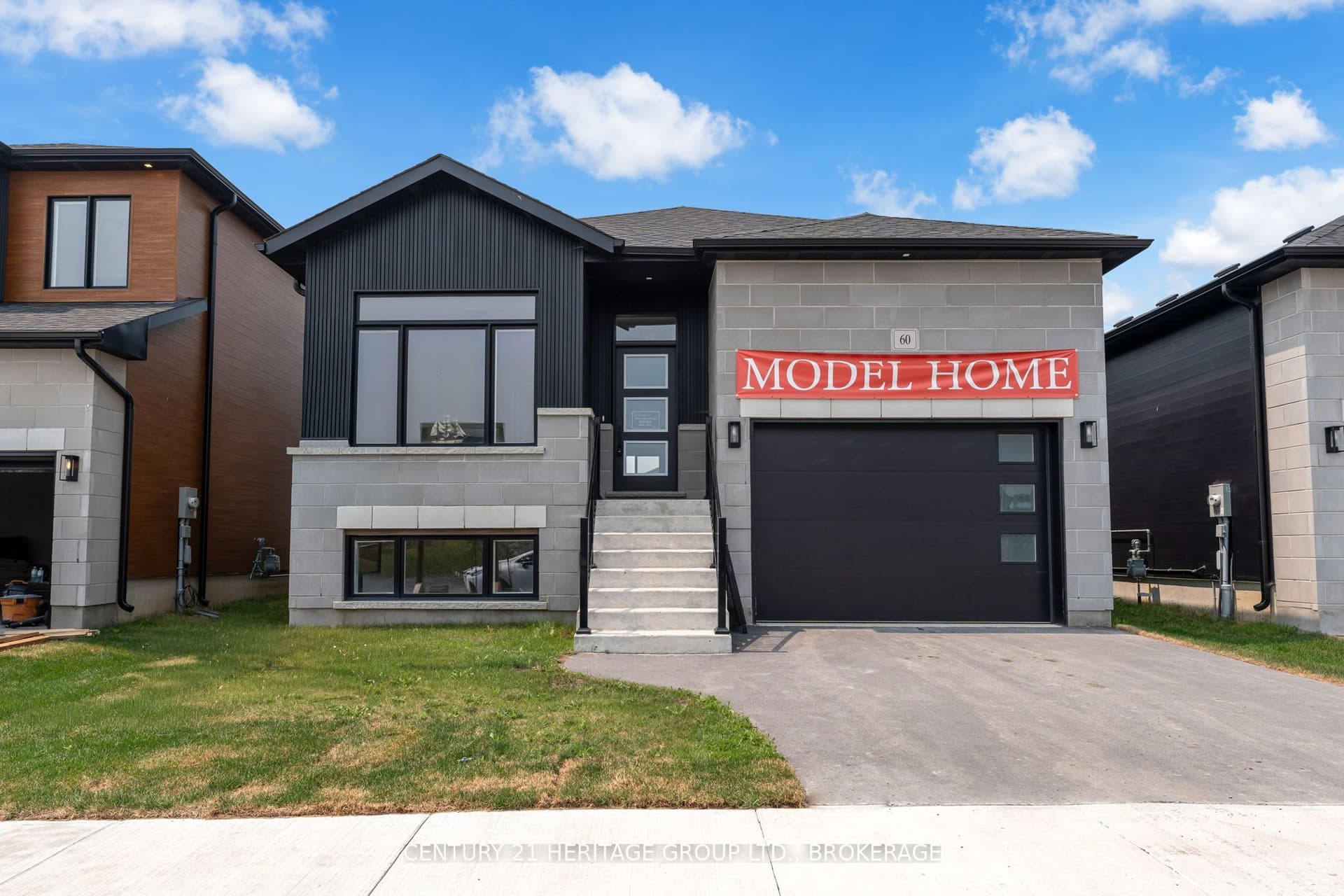 Dusenbury Drive, Loyalist, ON K0H 2H0