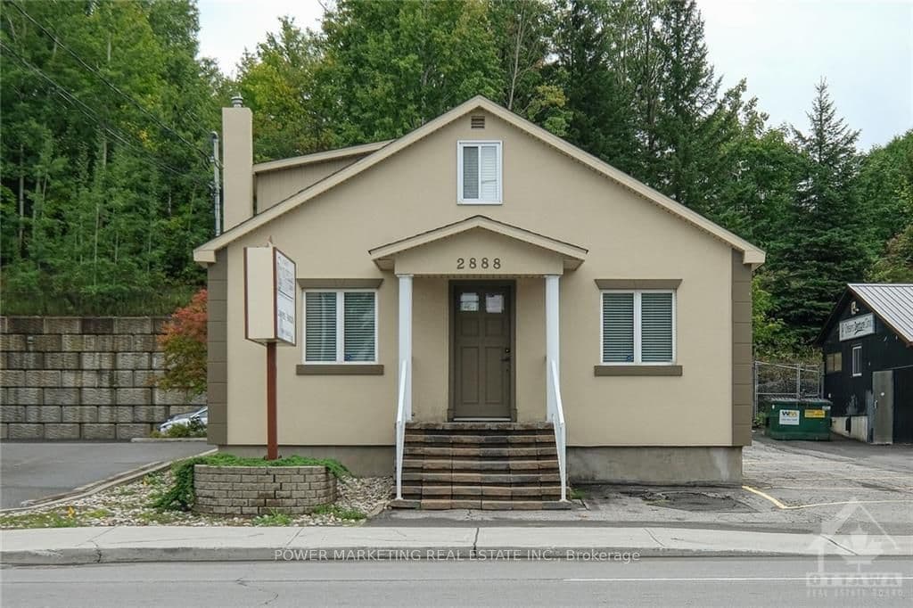 ST JOSEPH Boulevard, Orleans - Convent Glen and Area, ON K1C 1G7