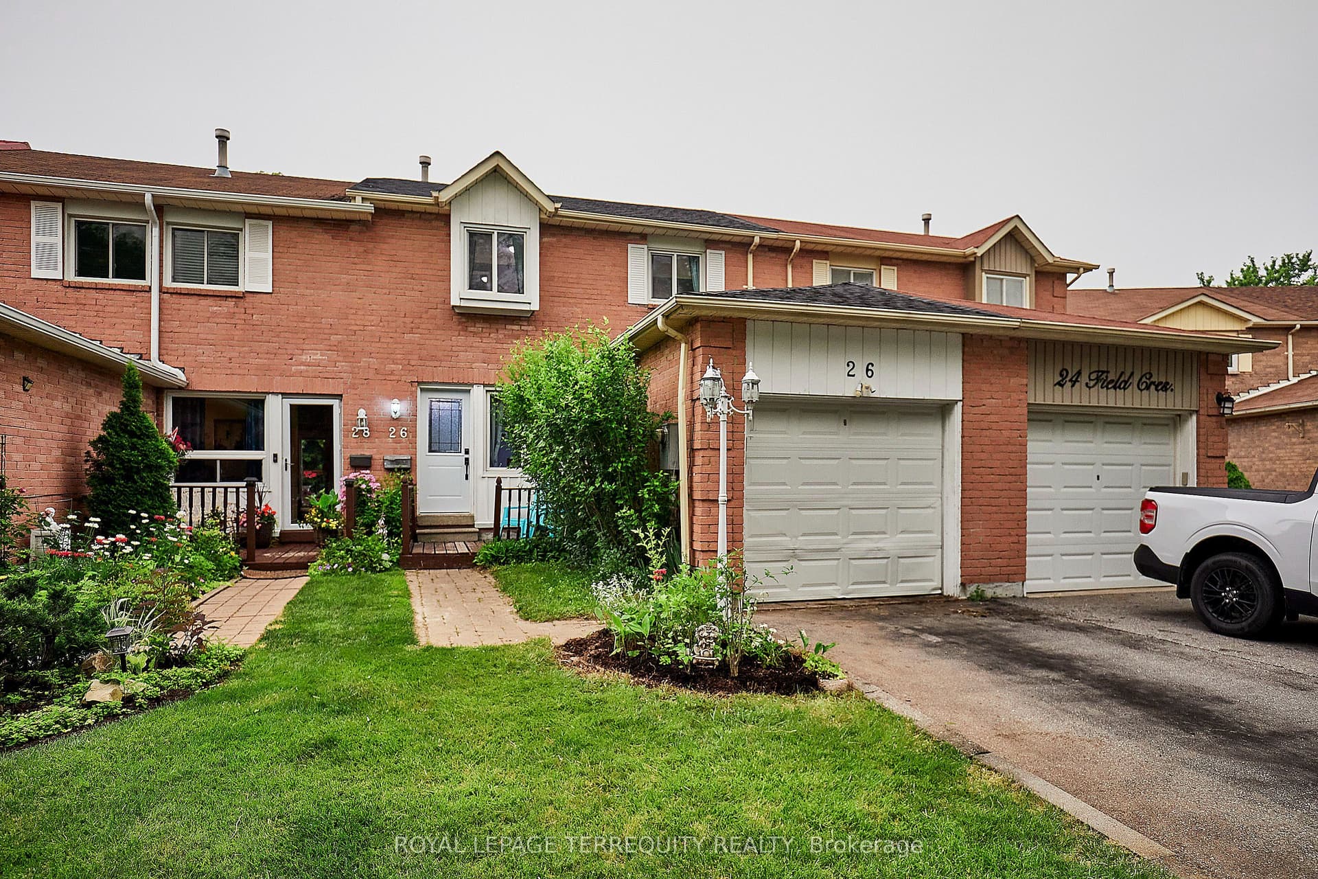 Field Crescent, Ajax, ON L1Z 1A8